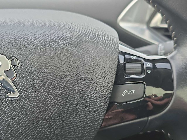 Peugeot 308 sw 1.2 turbo blue lease premium 2019 | xh-035-l - afbeelding 13 van  36
