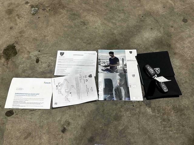 Peugeot 308 sw 1.5 bluehdi allure pack business 131pk 2022 (origineel-nl+1e eigenaar), p-780-vz - afbeelding 32 van  39