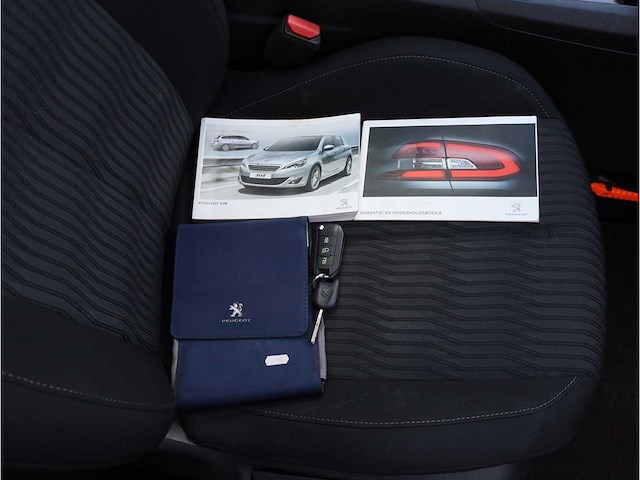 Peugeot 308 sw 1.6 blue lease executive 2014, 1-xfb-10 - afbeelding 22 van  31