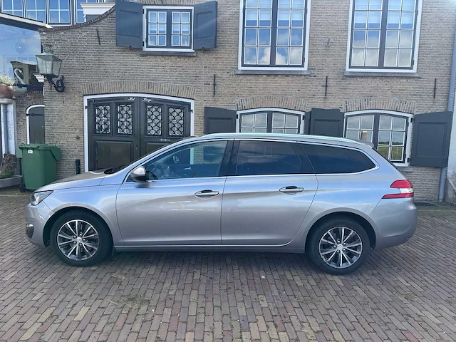Peugeot 308 sw 1.6 thp allure *, 1-xpb-76 - afbeelding 12 van  26