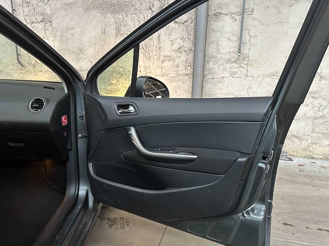 Peugeot 308 sw 1.6 thp allure 7p 154pk 2013, 7-kbd-01 - afbeelding 14 van  22