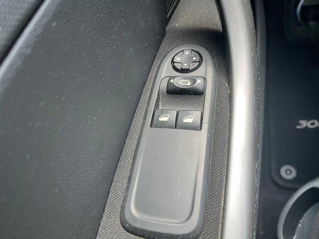 Peugeot 308 sw 1.6 vti blue lease, 64-plj-6 - afbeelding 6 van  17