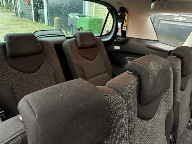 Peugeot 308 sw 1.6 vti xt 7p 67-kjn-4 - afbeelding 15 van  21