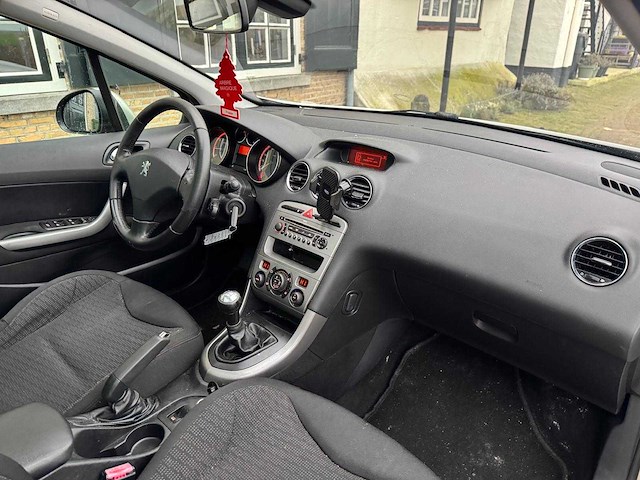 Peugeot 308 sw 1.6 vti xt 7p 67-kjn-4 - afbeelding 14 van  21