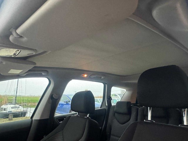 Peugeot 308 sw 1.6 vti xt 7p 67-kjn-4 - afbeelding 4 van  20