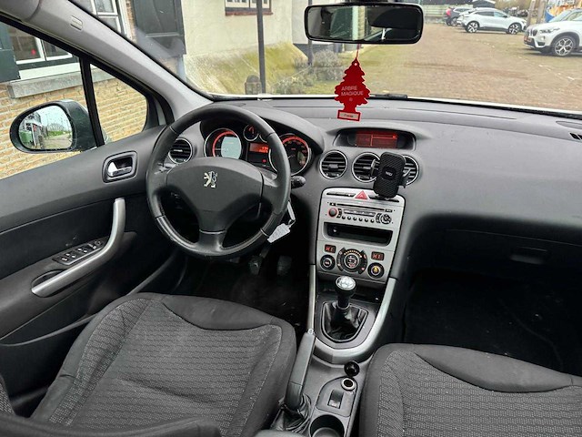 Peugeot 308 sw 1.6 vti xt 7p 67-kjn-4 - afbeelding 17 van  21