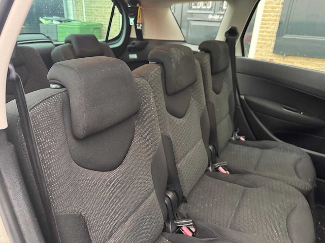 Peugeot 308 sw 1.6 vti xt 7p 67-kjn-4 - afbeelding 21 van  21