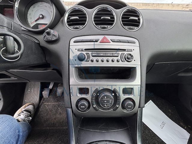 Peugeot 308 sw 1.6i premium,2010 - afbeelding 9 van  39