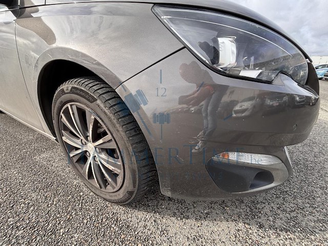 Peugeot 308 sw 308 sw 1.6 bluehdi allure stt 116,2014 - afbeelding 19 van  34