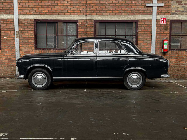 Peugeot 403 b7 1966, ah-96-35 oldtimer - afbeelding 29 van  38