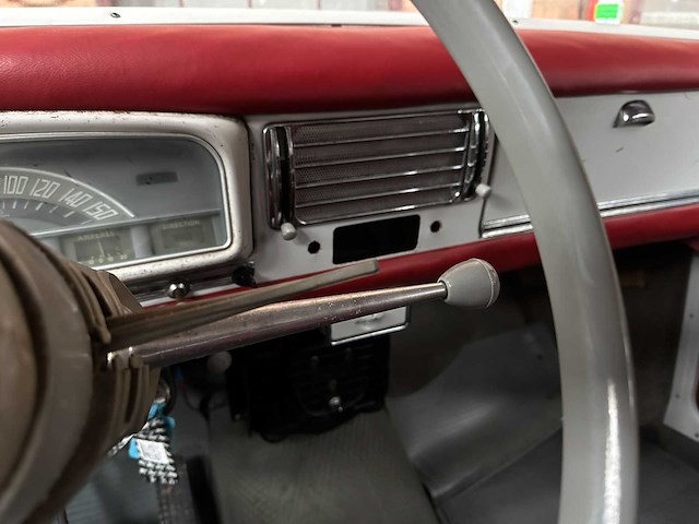 Peugeot 403 b7 1966, ah-96-35 oldtimer - afbeelding 13 van  38