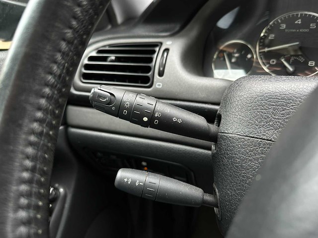 Peugeot 406 coupé 3.0-24v v6 190pk 1999 (origineel-nl) automaat, zd-ls-33 - afbeelding 14 van  39