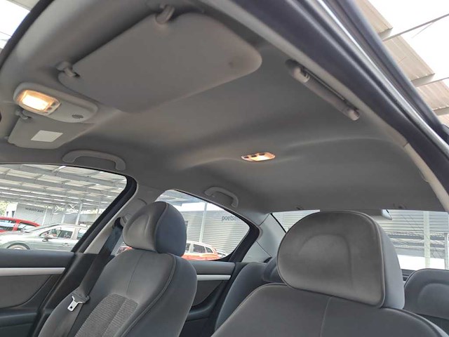 Peugeot 407 2.2-16v xr pack , 23-rf-bv - afbeelding 2 van  15