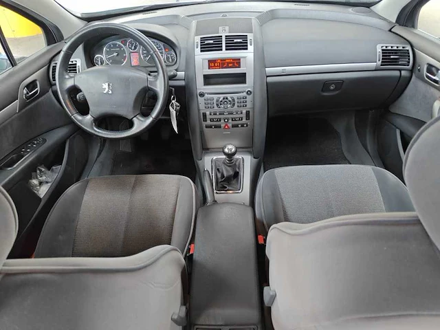 Peugeot 407 2.2-16v xr pack , 23-rf-bv - afbeelding 13 van  16