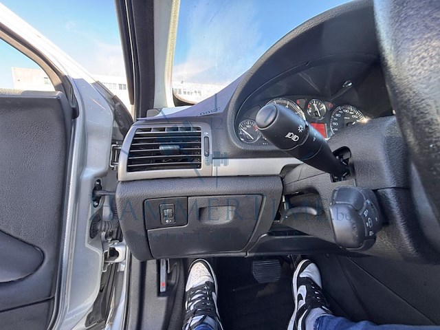 Peugeot 407 3.0i v6 st sport 211 at, 2005 - afbeelding 16 van  44