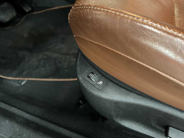 Peugeot 407 coupé 3.0-24v féline 208pk 2006, 12-sr-xl - afbeelding 13 van  40