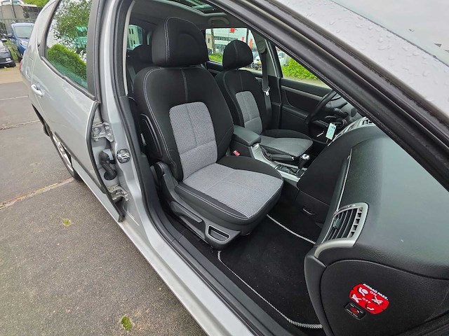 Peugeot 407 sw 2.0-16v st 2007 | 18-xg-vs - afbeelding 19 van  27