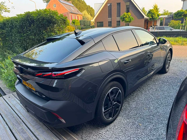 Peugeot 408 1.2 puretech gt 130 eat8 | x-742-zp i - afbeelding 10 van  17