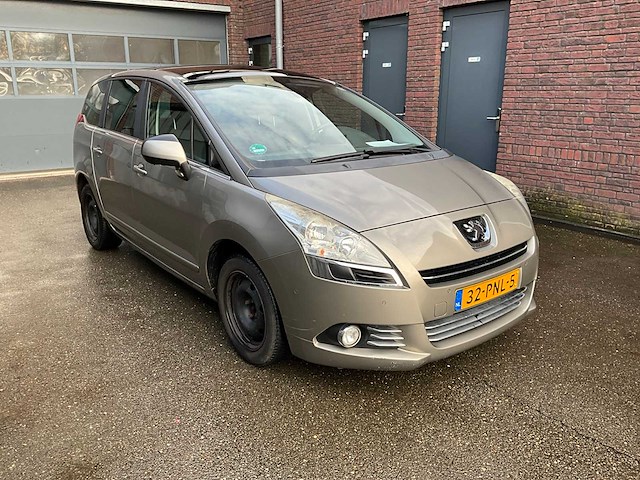 Peugeot 5008 - personenauto (verbruikt olie) - afbeelding 7 van  13