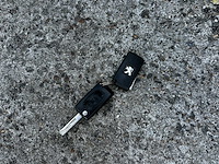 Peugeot 5008 1.2 puret active 131pk 2015 (origineel-nl), gl-362-h - afbeelding 18 van  34