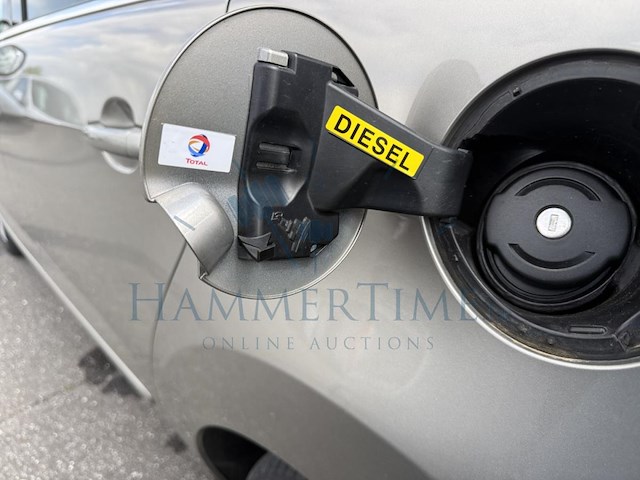 Peugeot 5008 1.6 bluehdi allure 120 at, 2016 - afbeelding 16 van  36