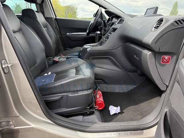 Peugeot 5008 1.6 bluehdi allure 120 at, 2016 - afbeelding 21 van  36