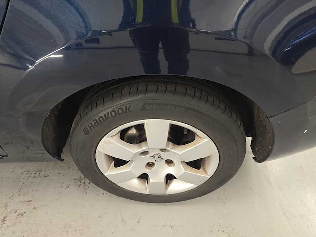 Peugeot 5008 1.6 hdi blue; 20-nbr-1 - afbeelding 5 van  9