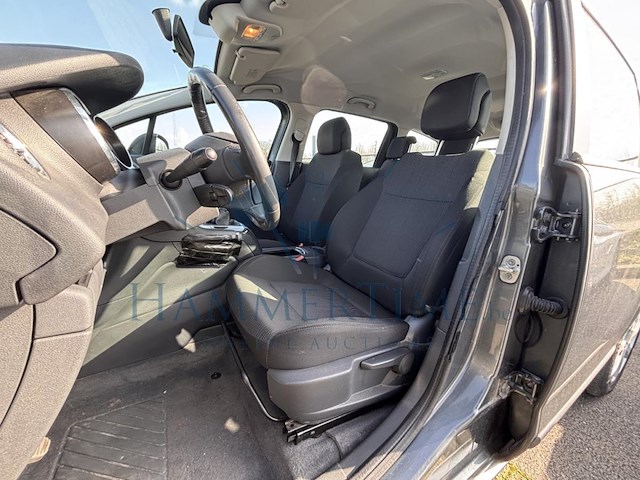 Peugeot 5008 1.6 hdi confort pack fap, 2011 - afbeelding 2 van  35