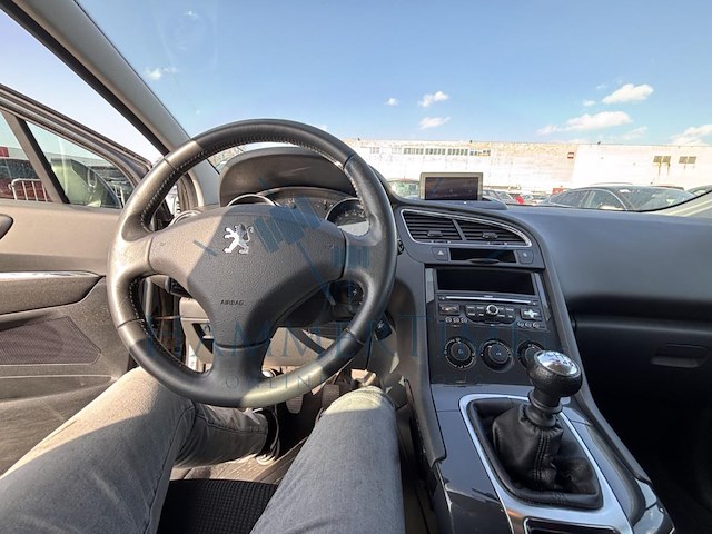 Peugeot 5008 1.6 hdi confort pack fap, 2011 - afbeelding 5 van  35