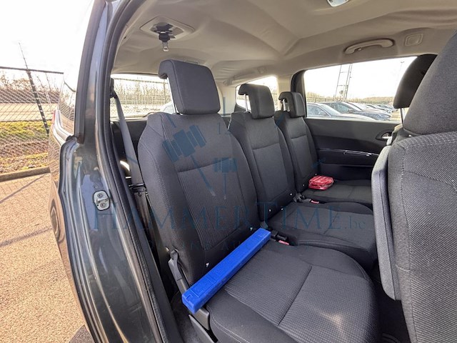 Peugeot 5008 1.6 hdi confort pack fap, 2011 - afbeelding 18 van  35