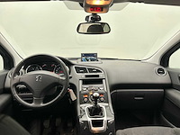 Peugeot 5008 1.6 hdif blue lease 7p. 2013 | px-216-n - afbeelding 8 van  18