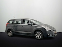 Peugeot 5008 1.6 hdif blue lease 7p. 2013 | px-216-n - afbeelding 8 van  18