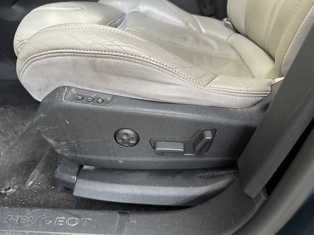 Peugeot 5008 1.6 puret. bl. prem. 181pk 2019, xh-072-l - afbeelding 25 van  42