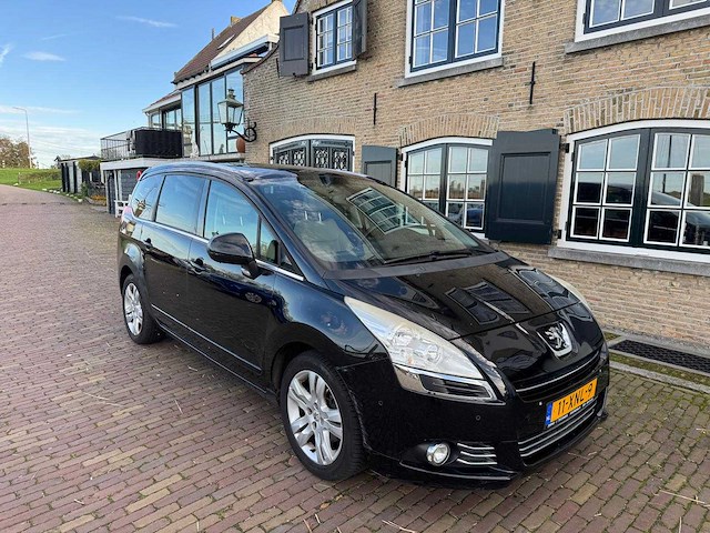 Peugeot 5008 1.6 thp allure, 11-xnl-9 - afbeelding 12 van  32