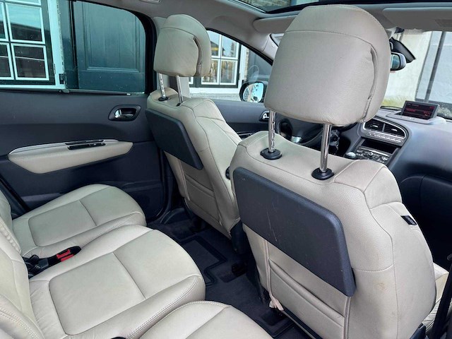 Peugeot 5008 1.6 thp allure, 11-xnl-9 - afbeelding 17 van  32
