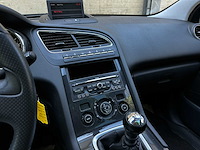 Peugeot 5008 1.6 thp blue lease executive 156pk 2012 (origineel-nl) 7-persoons, 34-xvj-7 - afbeelding 15 van  45