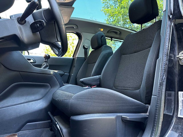 Peugeot 5008 1.6 thp blue lease executive 156pk 2012 (origineel-nl) 7-persoons, 34-xvj-7 - afbeelding 19 van  45