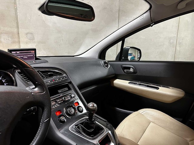 Peugeot 5008 1.6 thp blue lease executive 7-persoons 156pk 2012 (origineel-nl), 31-tzn-5 - afbeelding 8 van  48