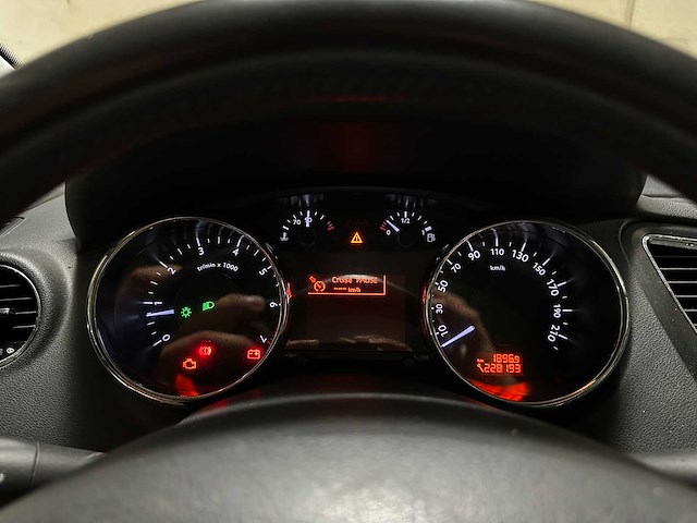 Peugeot 5008 1.6 thp blue lease executive 7-persoons 156pk 2012 (origineel-nl), 31-tzn-5 - afbeelding 11 van  48