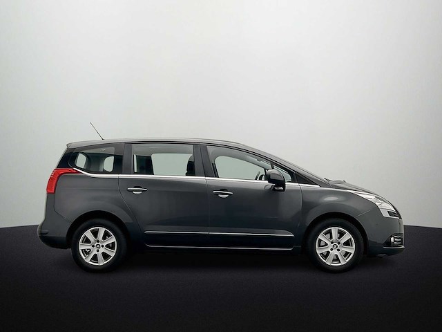 Peugeot 5008 1.6 thp st 5p.aut 2011 | 25-nzh-7 - afbeelding 2 van  36