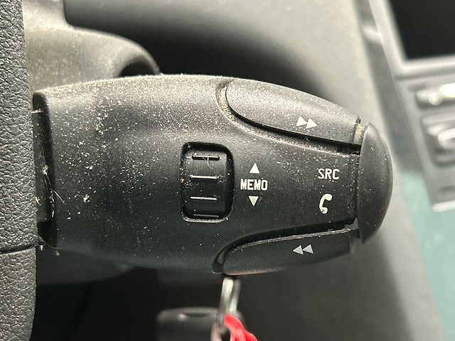 Peugeot 5008 1.6 thp st 5p.aut 2011 | 25-nzh-7 - afbeelding 29 van  36