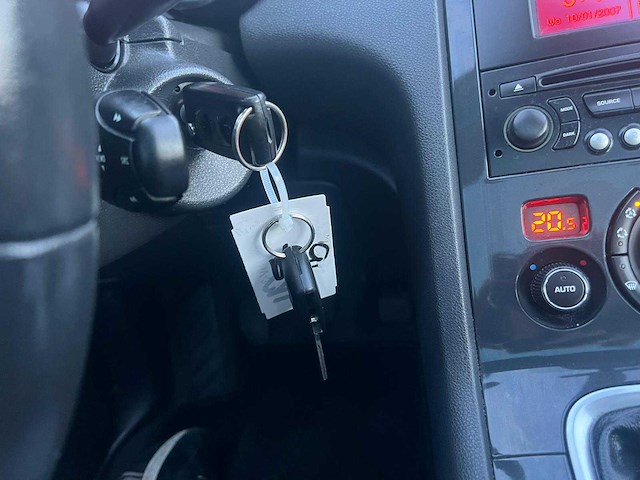 Peugeot 5008 1.6 thp st 7p. ,26-thv-3 - afbeelding 16 van  26