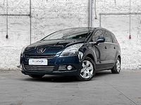 Peugeot 5008 1.6 thp style 7p. 154pk 2013, 3-kps-24