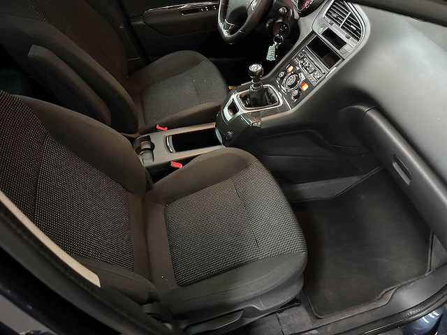 Peugeot 5008 1.6 thp style 7p. 154pk 2013, 3-kps-24 - afbeelding 39 van  56