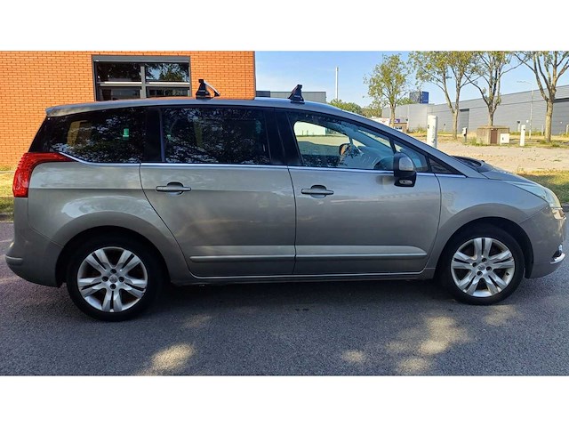 Peugeot 5008 1.6 turbo blue lease executive 7p, 20-kvj-3 - afbeelding 12 van  14