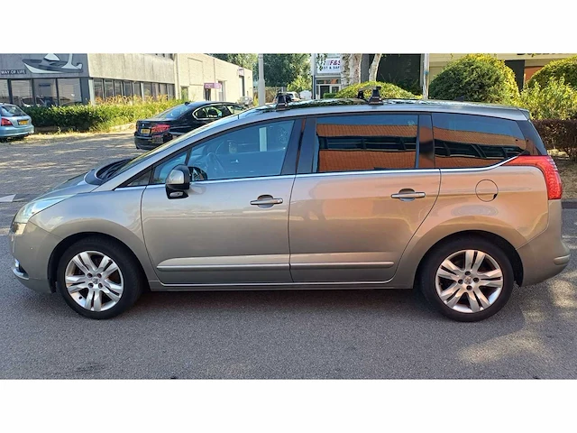 Peugeot 5008 1.6 turbo blue lease executive 7p * , 20-kvj-3 - afbeelding 13 van  14