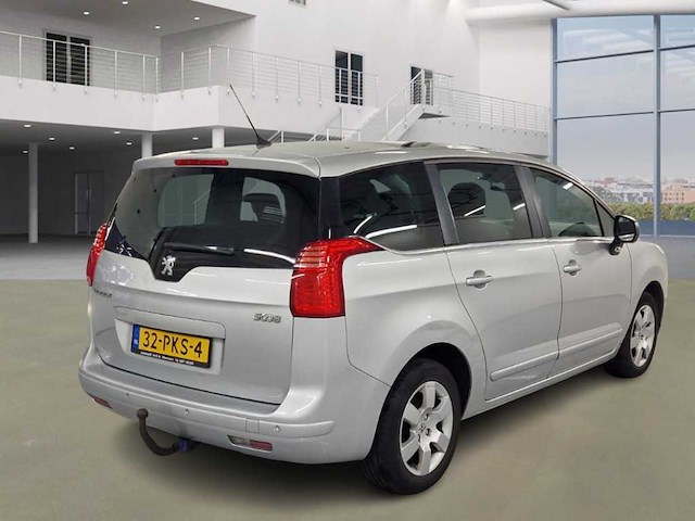 Peugeot 5008 1.6 turbo st 7p; 32-pks-4 - afbeelding 9 van  16