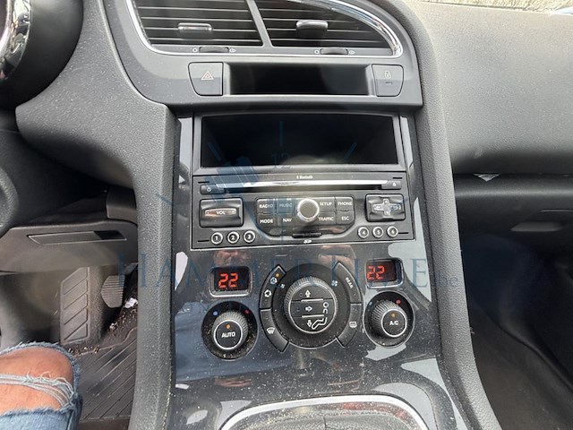 Peugeot 5008 1.6i premium, 2012 - afbeelding 8 van  48