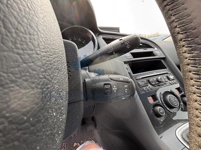 Peugeot 5008 1.6i premium, 2012 - afbeelding 13 van  48