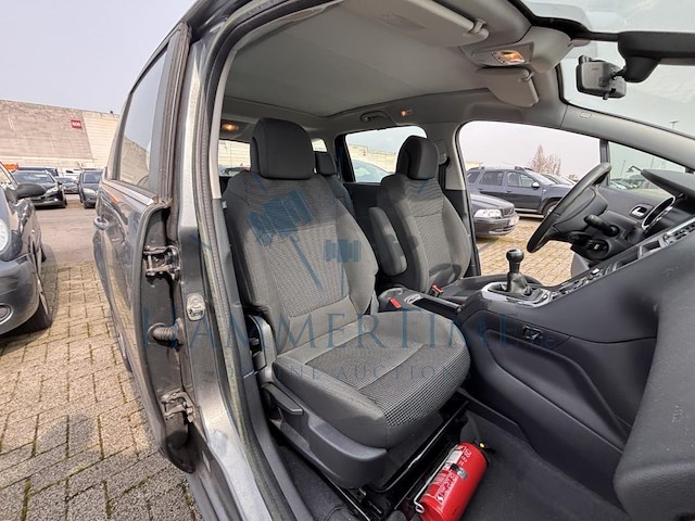 Peugeot 5008 1.6i premium, 2012 - afbeelding 20 van  48